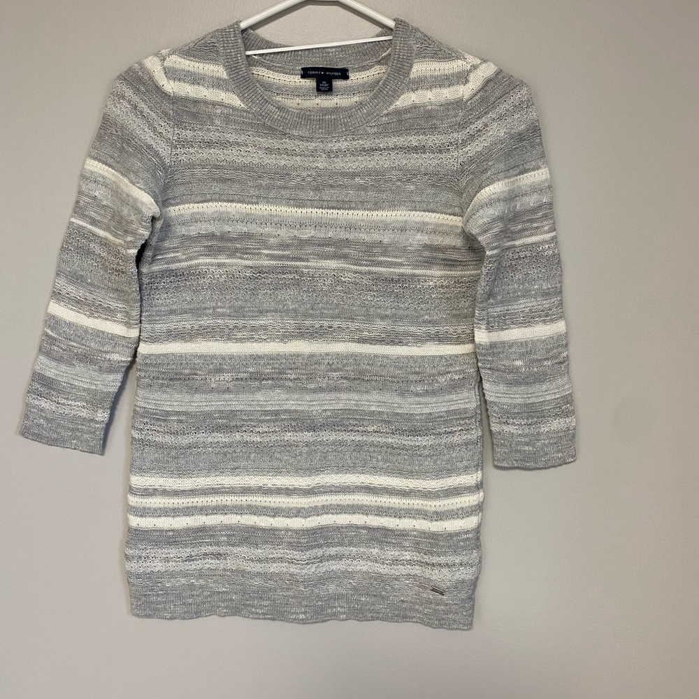 Tommy Hilfiger sweater NWOT
